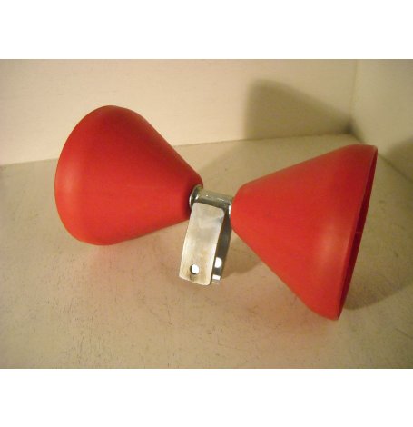 CONE PLASTIQUE S/CHAPE TC 30