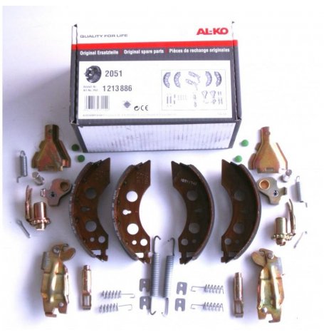 SET AK 4 MACHOIRES 2050/2051      SET 45