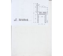 MOULURE ENCADRT 17 ALU SUR PANNEAU SANDWICH AVEC BORD RECOUVRANT