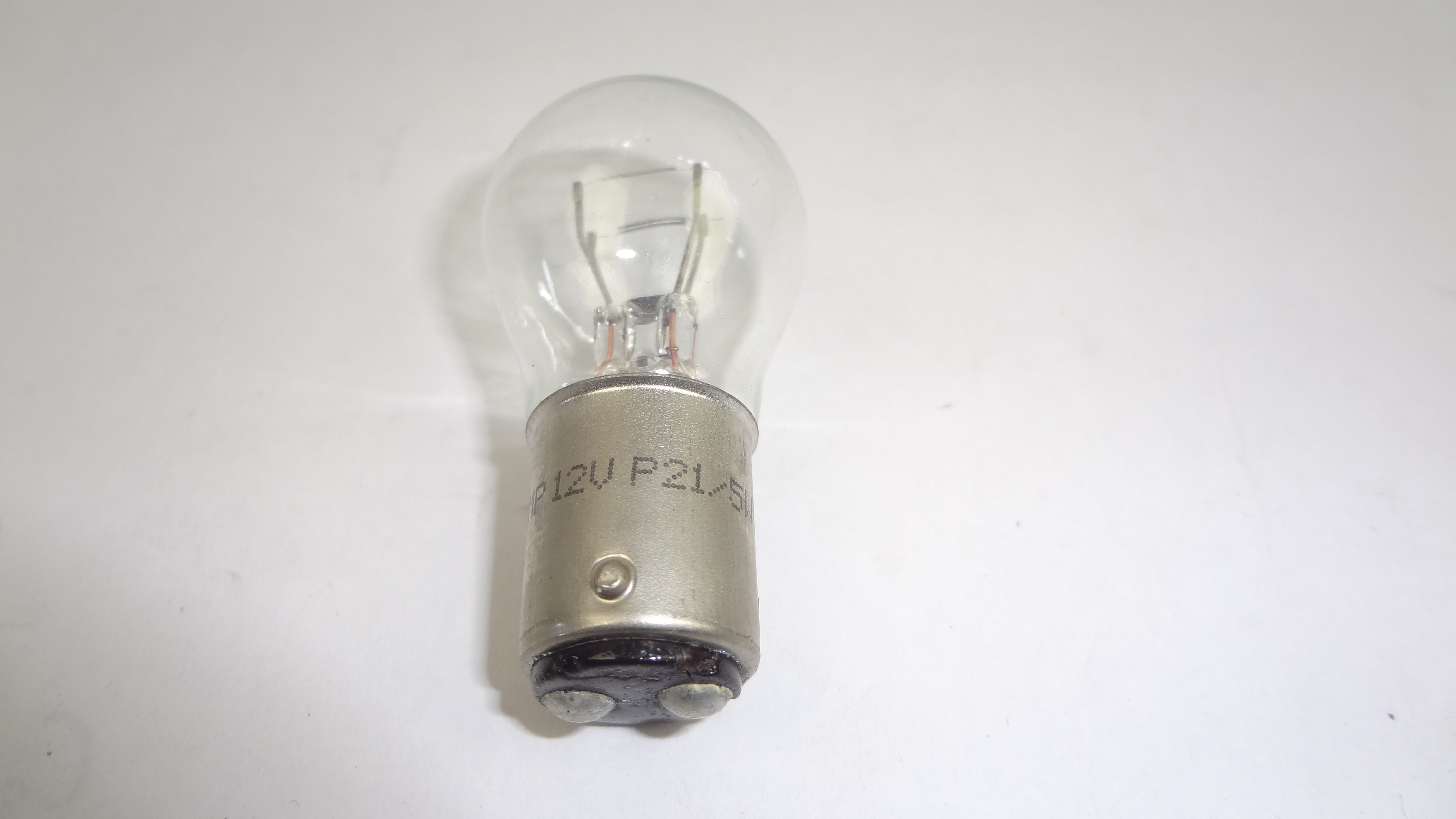 Ampoule ergot décalé 12V 21W Orange - Pièces Electrique sur La Bécanerie